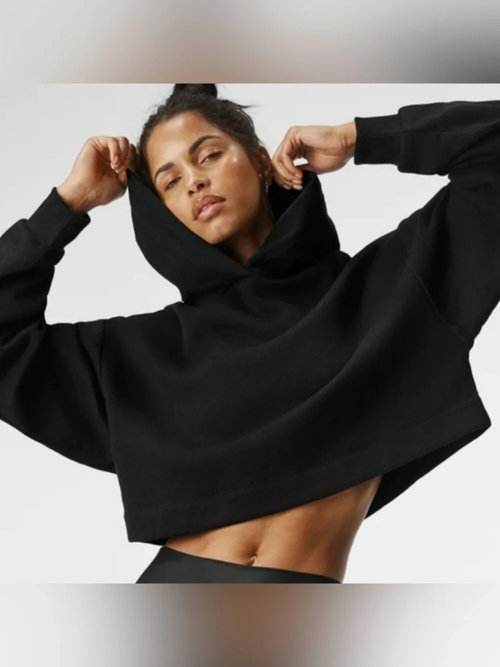 NWT Alo Yoga Bae Hoodie Pullover Sweatshirt Top Cropped Fleece Black Sz XS